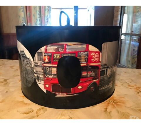 Abat-jour Motif Bus Rouge Londres 15 Ligny-en-Cambrsis (59)