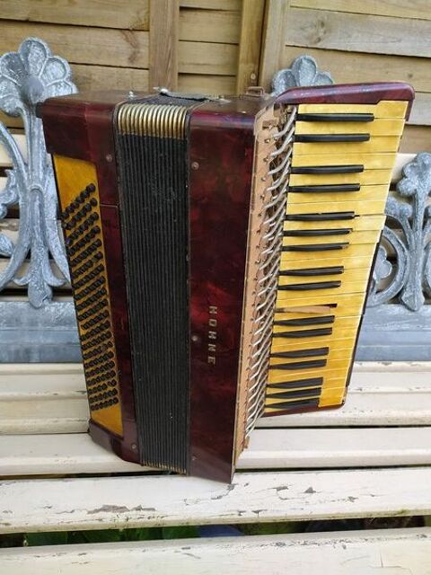 Ancien Accord�on Hohner � Restaurer ou Pi�ces 1 Loches (37)
