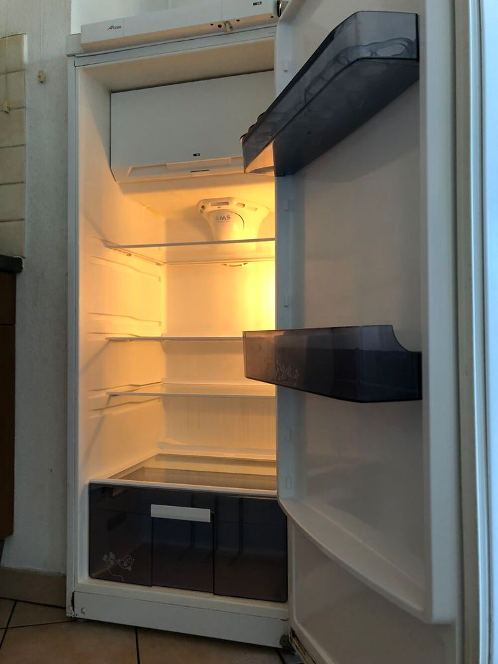 Frigo en bon &eacute;tat Electroménager