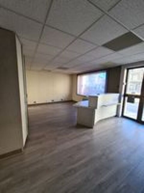   Location / Local commercial - 50 m² 