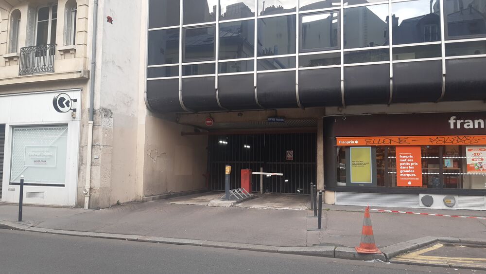Location Parking/Garage Particulier places de parking 32 rue de paradis 75010 Paris 10
