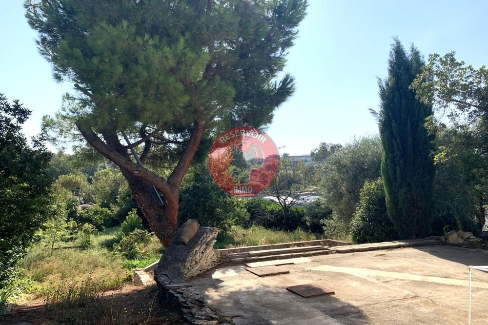 � vendre  Maison Saint-Paul-de-Vence (06570)