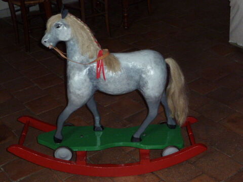 cheval  bascule 100 Charlieu (42)