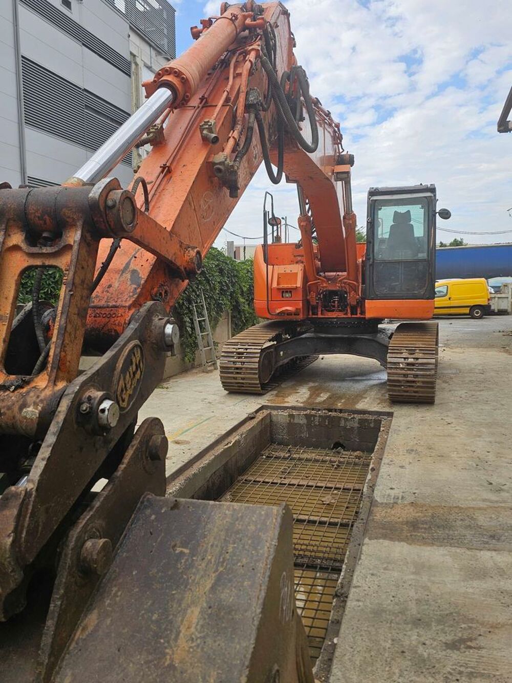   doosan dx 235 lcr 