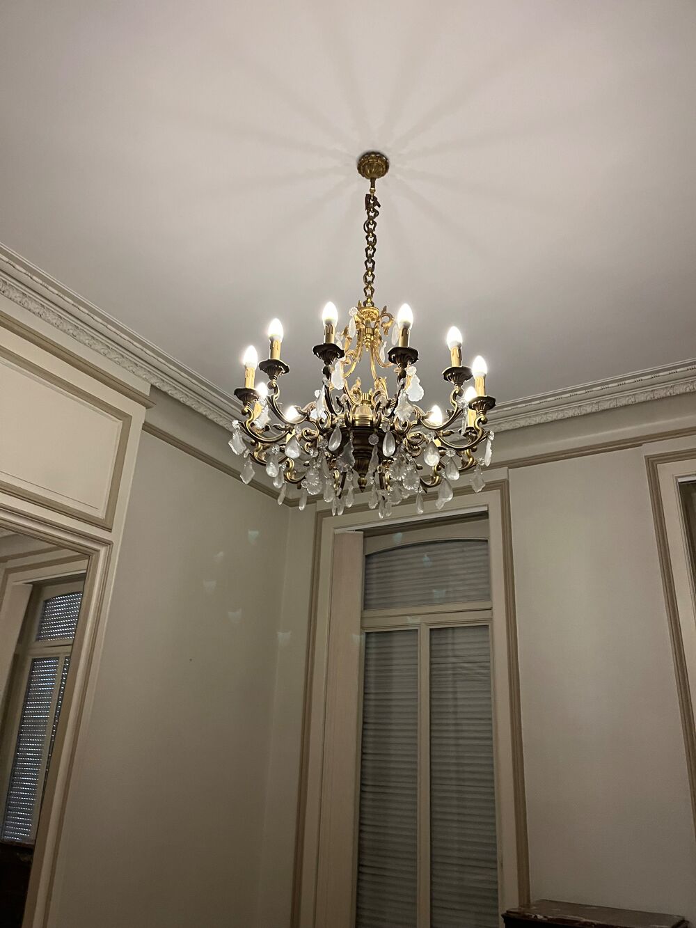 LUSTRE PAMPILLE 12 LUMIERES Décoration