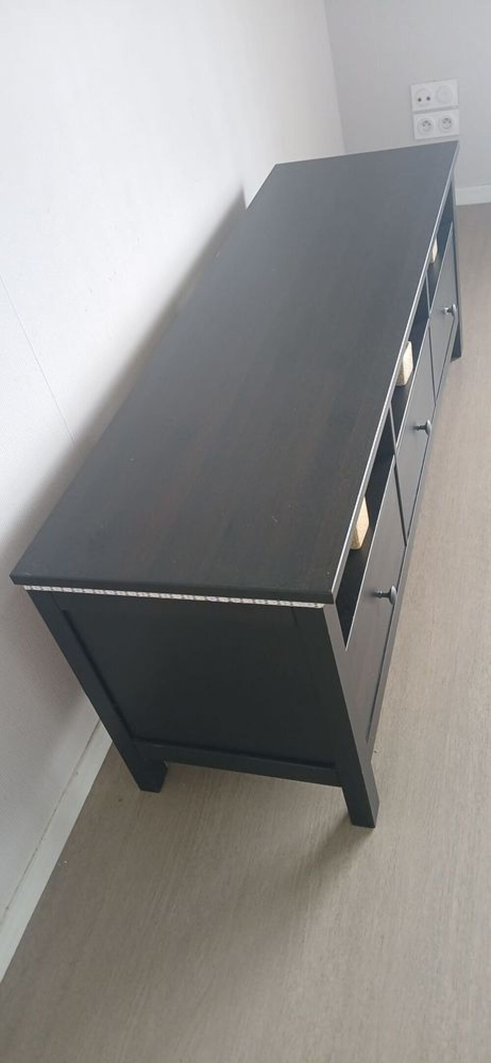 Meuble TV bas bois fonc&eacute; 3 tiroirs Meubles