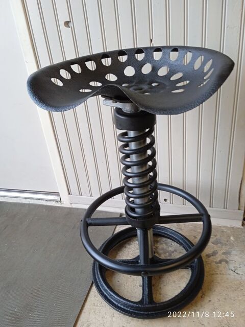 TABOURET DE BAR 89 Cappelle-la-Grande (59)