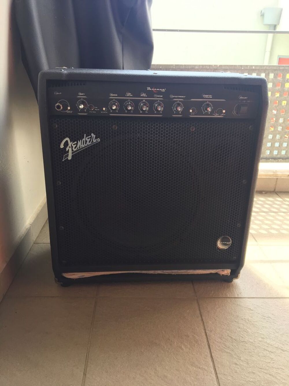 AMPLI BASSMAN FENDER 100W Audio et hifi