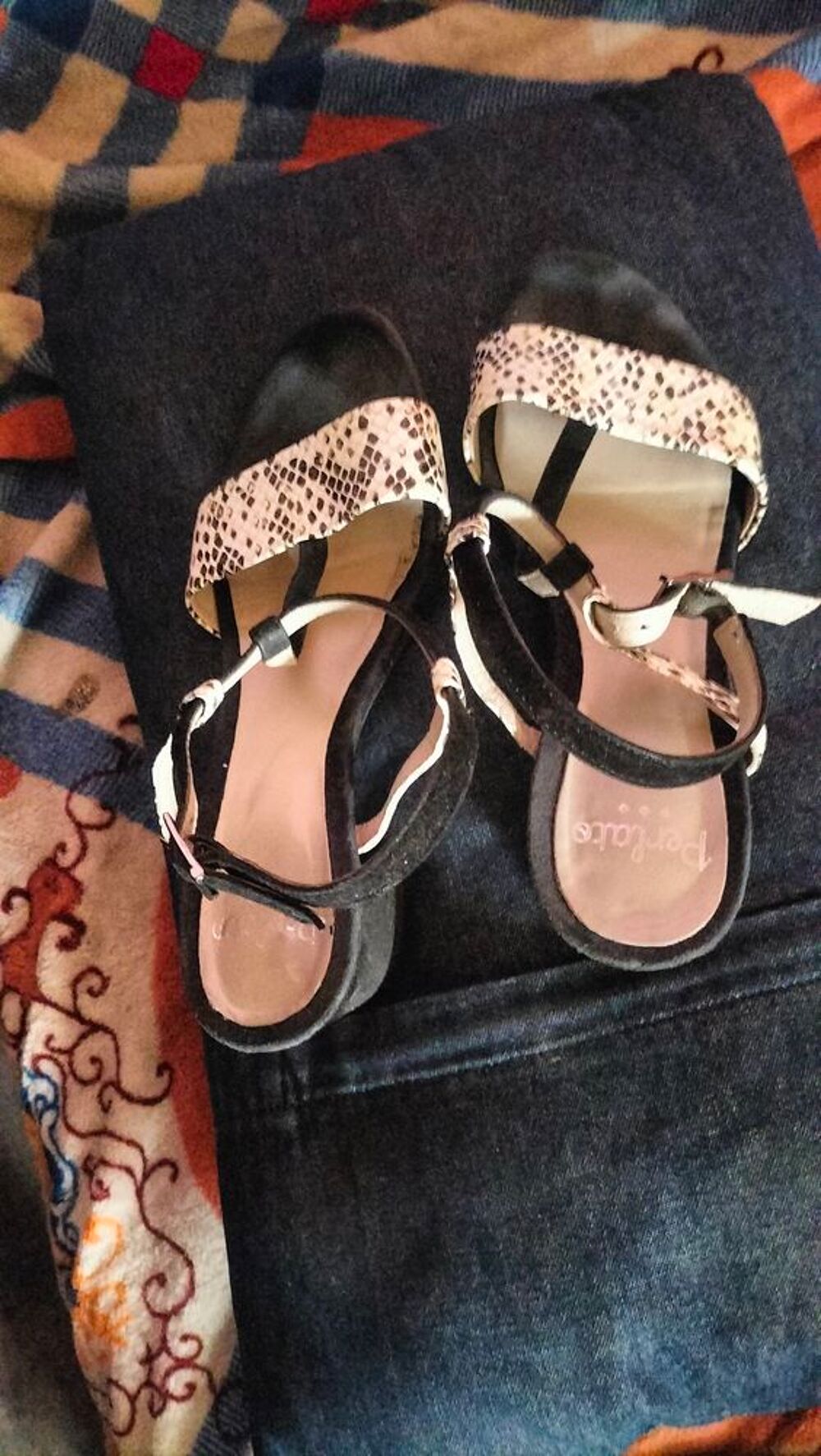 Sandale perlato cuir pointure 36 excellent &eacute;tat Chaussures