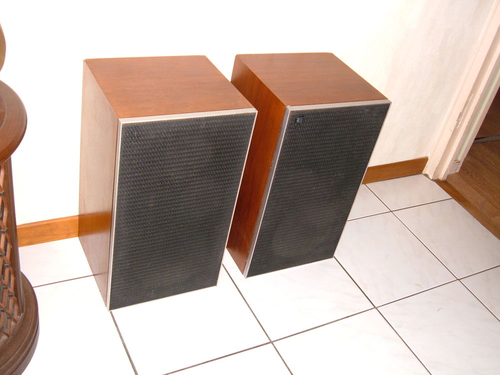LEAK 2030 sandwish Audio et hifi