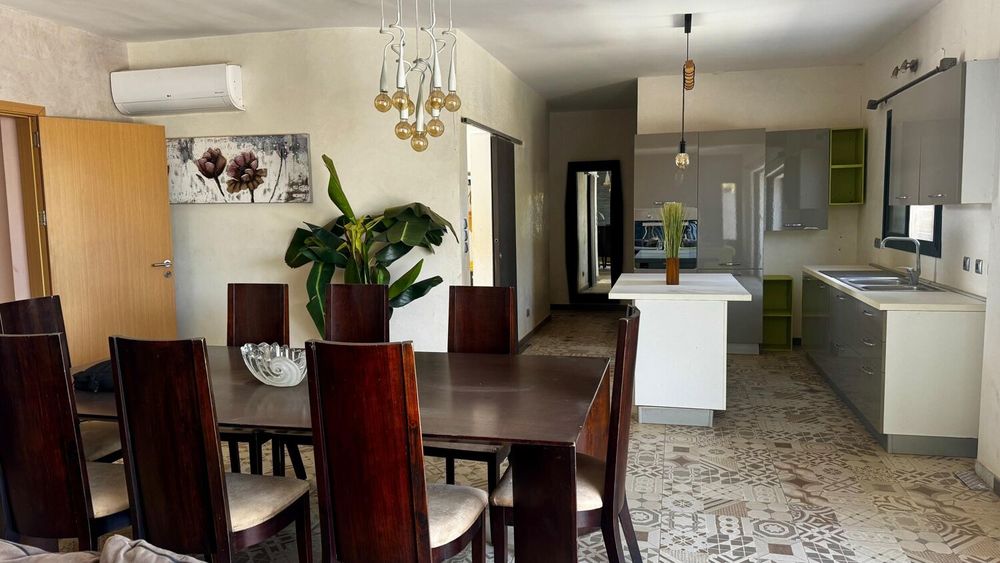 Vente Villa A Ndiorokh Saly, très belle villa contemporaine de 4 chambre Saly, sénégal (Senegal)