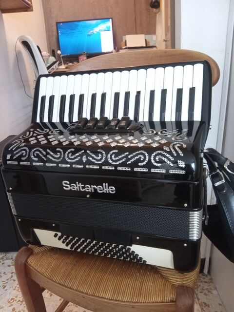 Accordéon Saltarelle Uzès (30)
