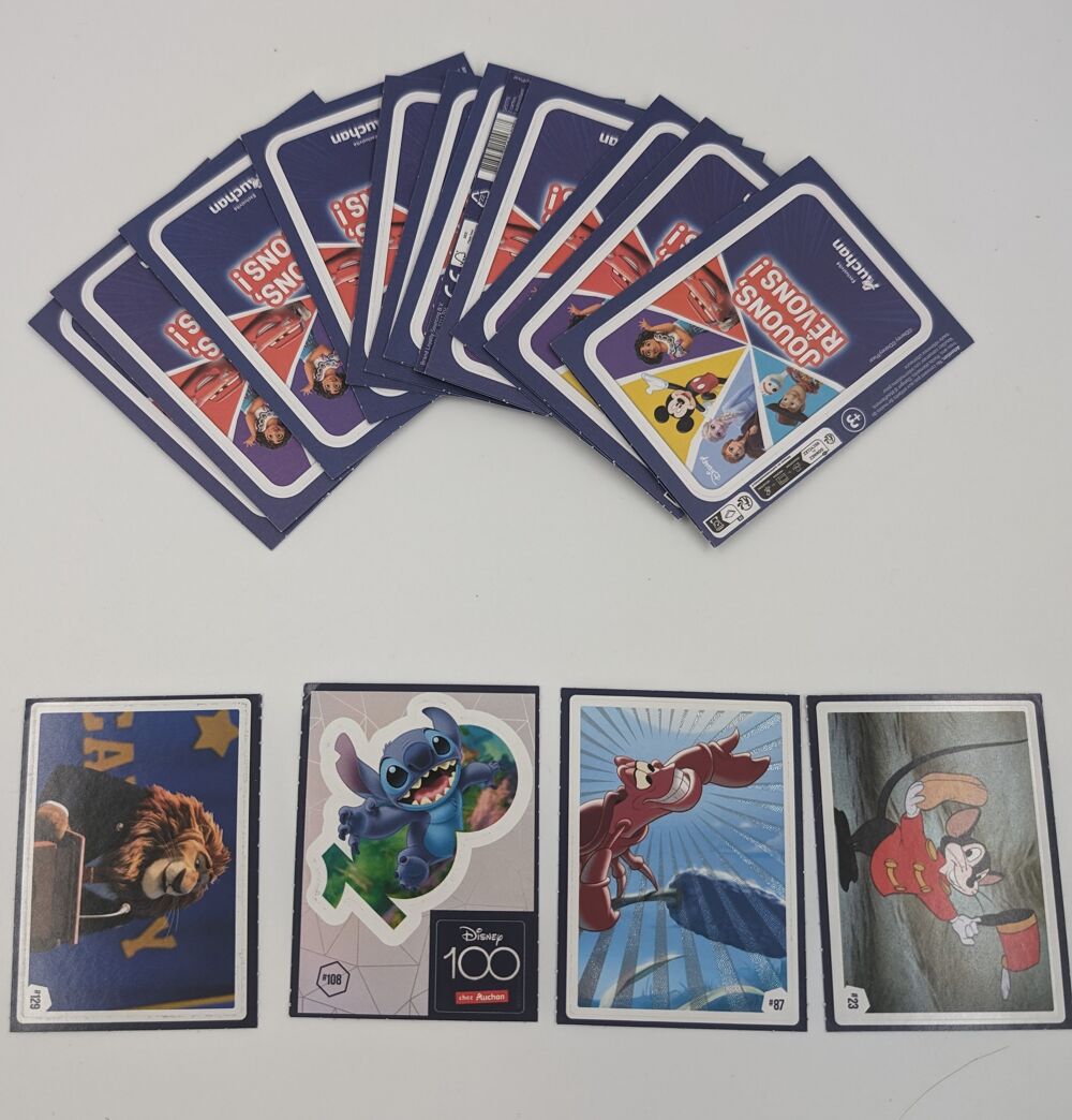 Lot de 28 Autocollants 100 ans Disney Auchan neuf Consoles et jeux vidéos