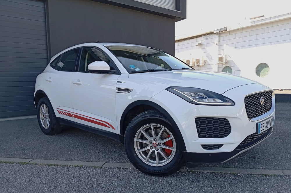 E-PACE E-Pace 2.0 D - 150 ch 2WD BVM R-Dynamic 2018 occasion 31140 Aucamville