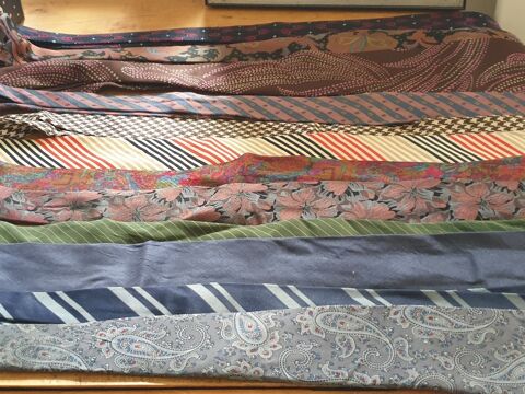 20 cravates de diff�rentes couleurs, vintage, possibilit� 80 15 Mouxy (73)