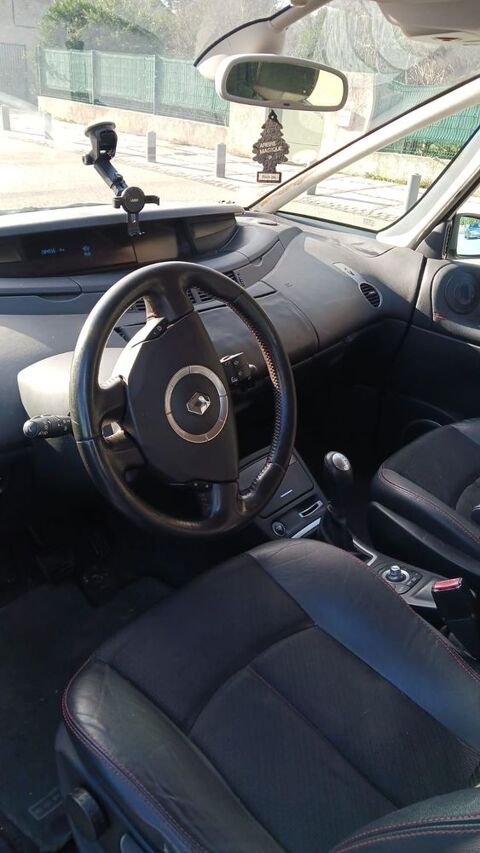 Renault espace 2.0 dCi 150 FAP Initiale