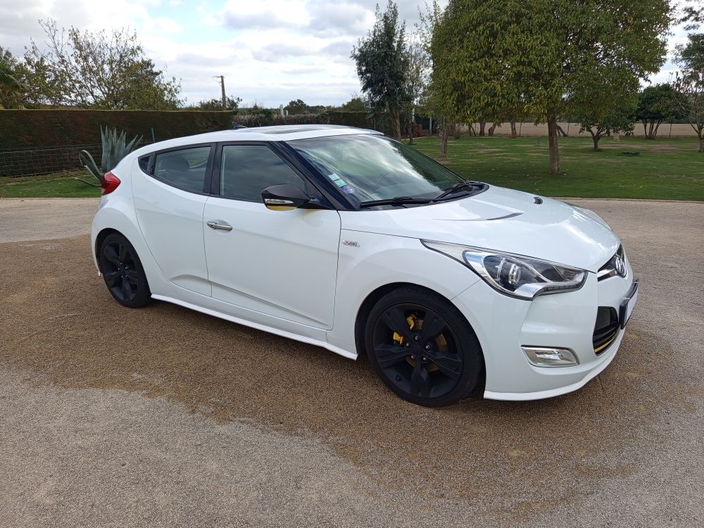 Veloster 1.6 GDI 140 Pack Inventive 2011 occasion 49410 Le Marillais