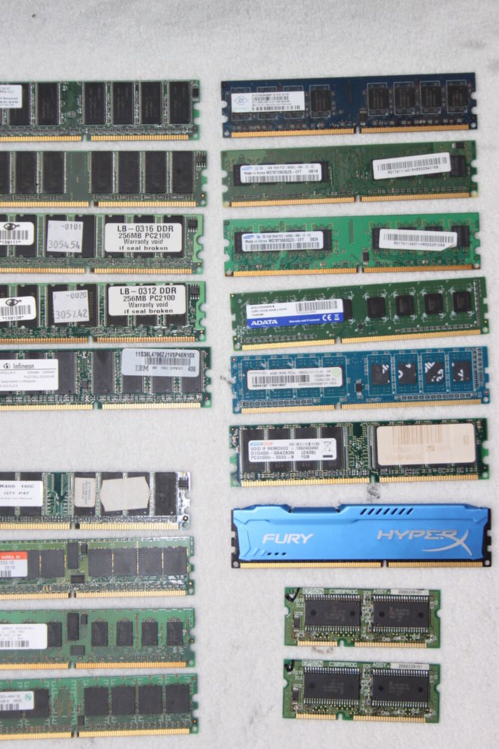 Barrette M&eacute;moire RAM pour PC Matériel informatique