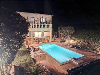 Villa à vendre 10 pièces 150 m²