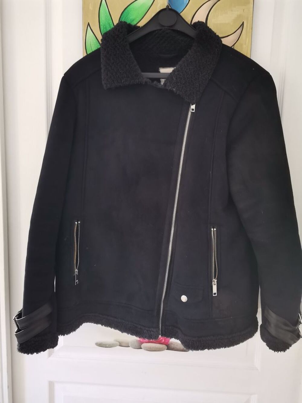 blouson fourr&eacute; noir Vêtements