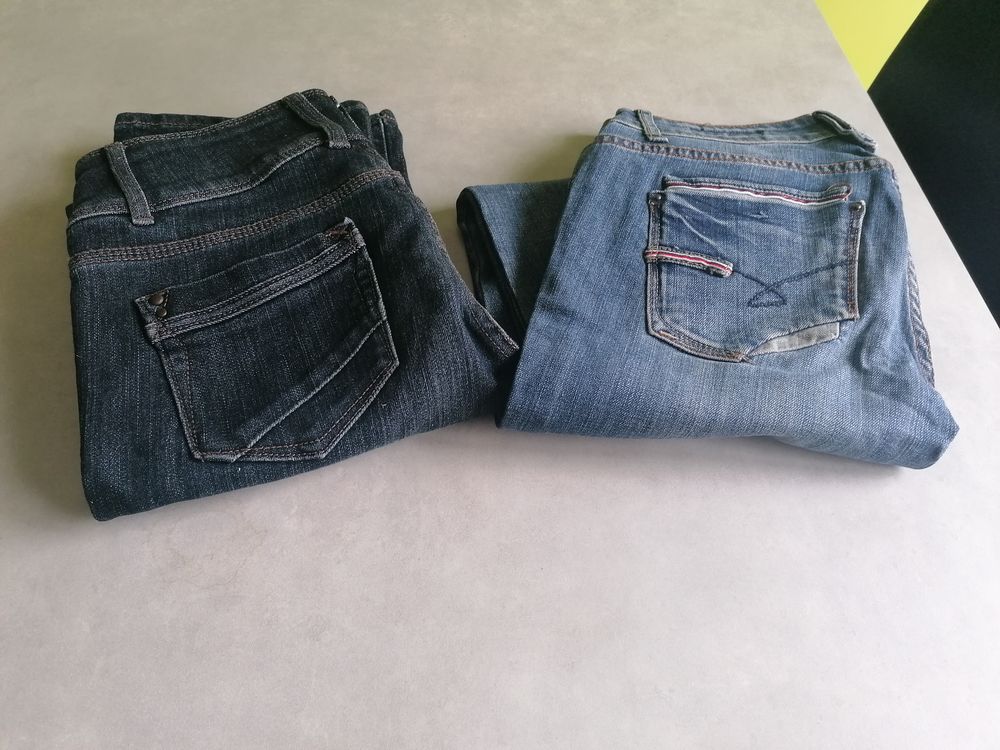 5 pantalons femme T 40 Vtements