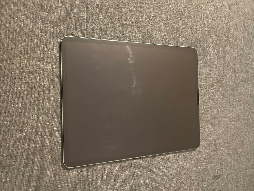 
Ipad pro 12.9 (3&egrave;me g&eacute;n&eacute;ration) Wifi, 256 Go Téléphones et tablettes