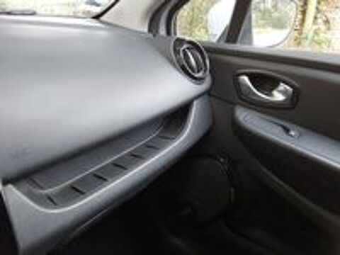 Clio IV Clio dCi 90 E6C Business 2019 occasion 38080 Saint-Marcel-Bel-Accueil