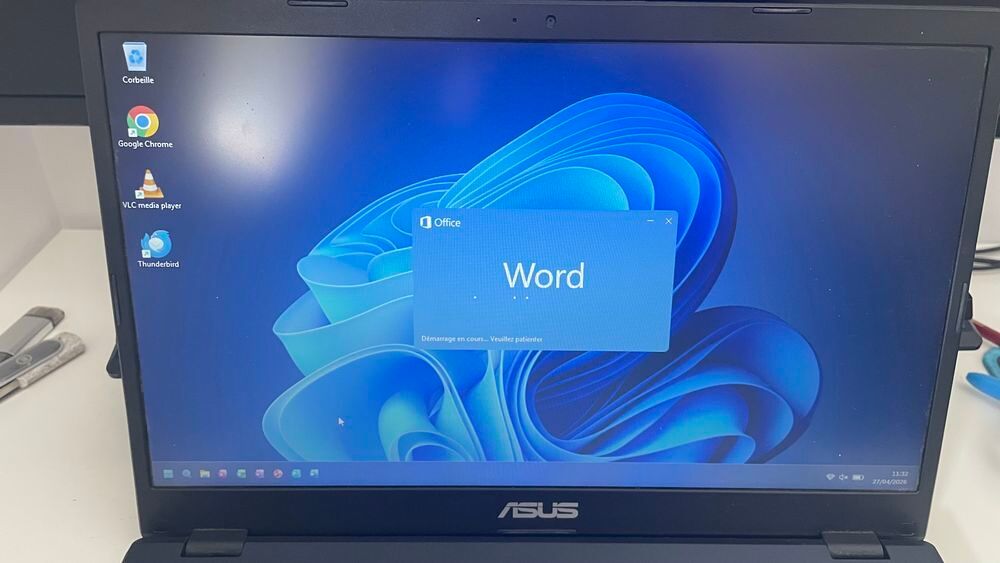 Asus Vivobook 14 (2023) pack office + pochette Matériel informatique