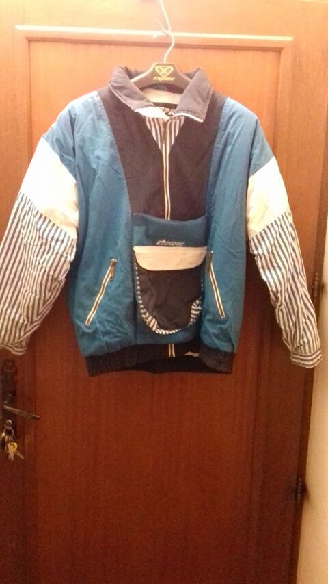 Blouson de ski CAMPRI Lucerne Taille 52/54 ( XL)
70 Sept�mes-les-Vallons (13)