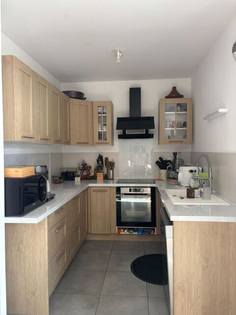 �l�ments de cuisine 2000 Ceyz�riat (01)