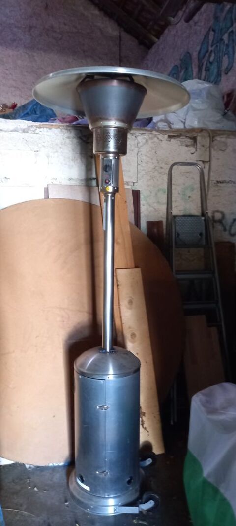 Parasol chauffant 65 Francalmont (70)