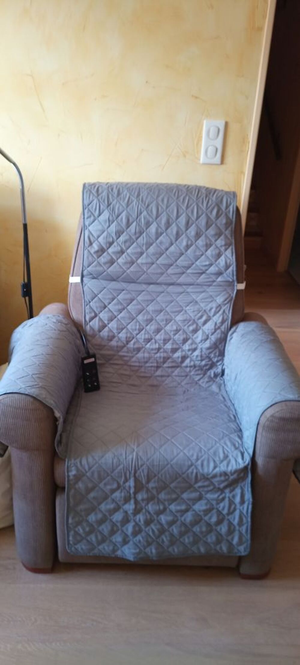 fauteuil relax &eacute;lectrique Meubles