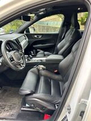 XC60 T5 AWD 250 ch Geartronic 8 R-Design 2019 occasion 33890 Gensac