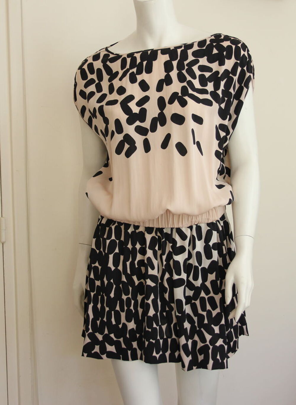 Robe soie grands zips DIANE VON FURSTENBERG T.4 Vêtements