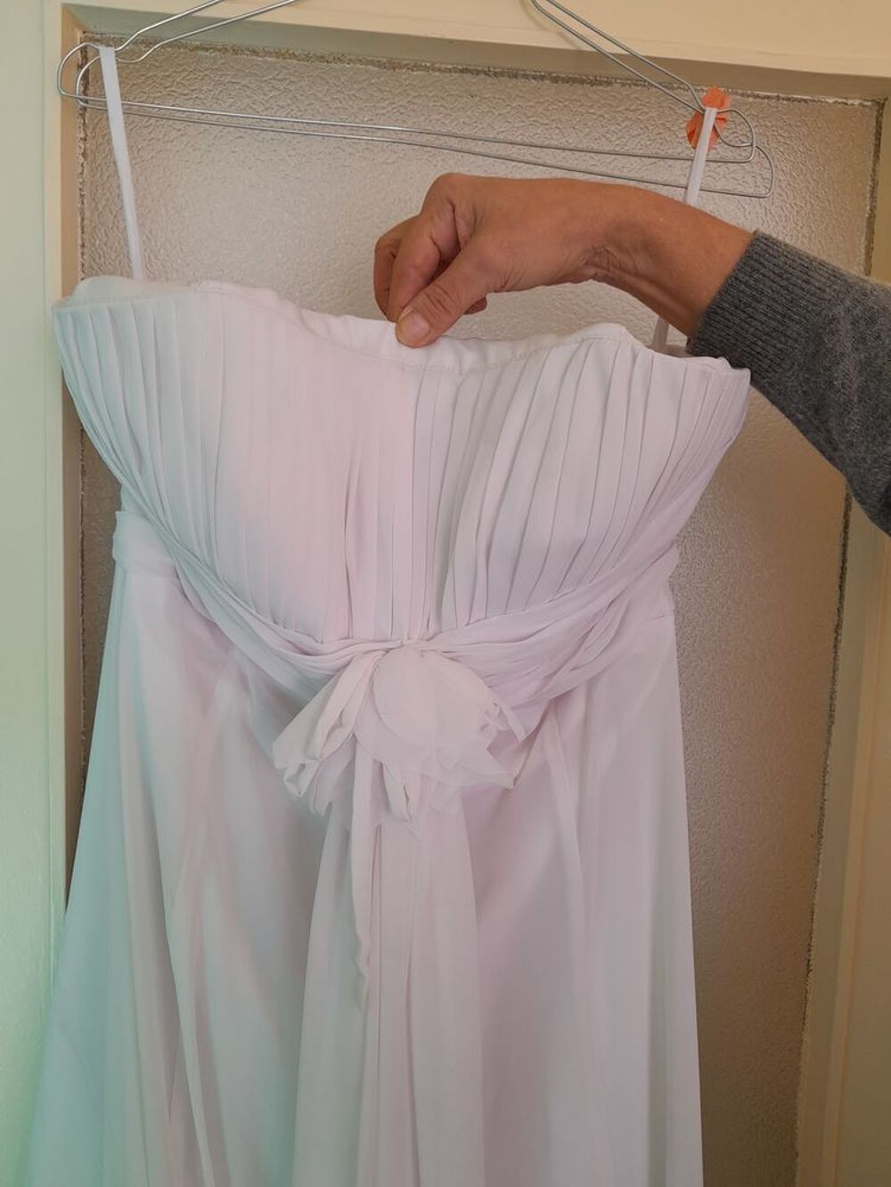 Robe de mari&eacute;e Vêtements