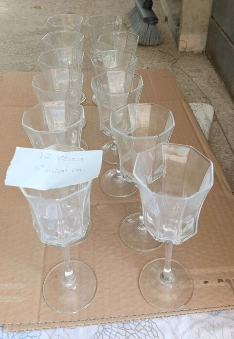 LOTS DES VERRES À VIN OÙ  CHAMPAGNE 1 Lots / Draveil (91)