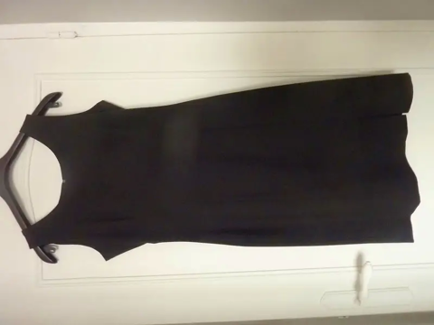 Tailleur robe noir 18 Tassin-la-Demi-Lune (69)