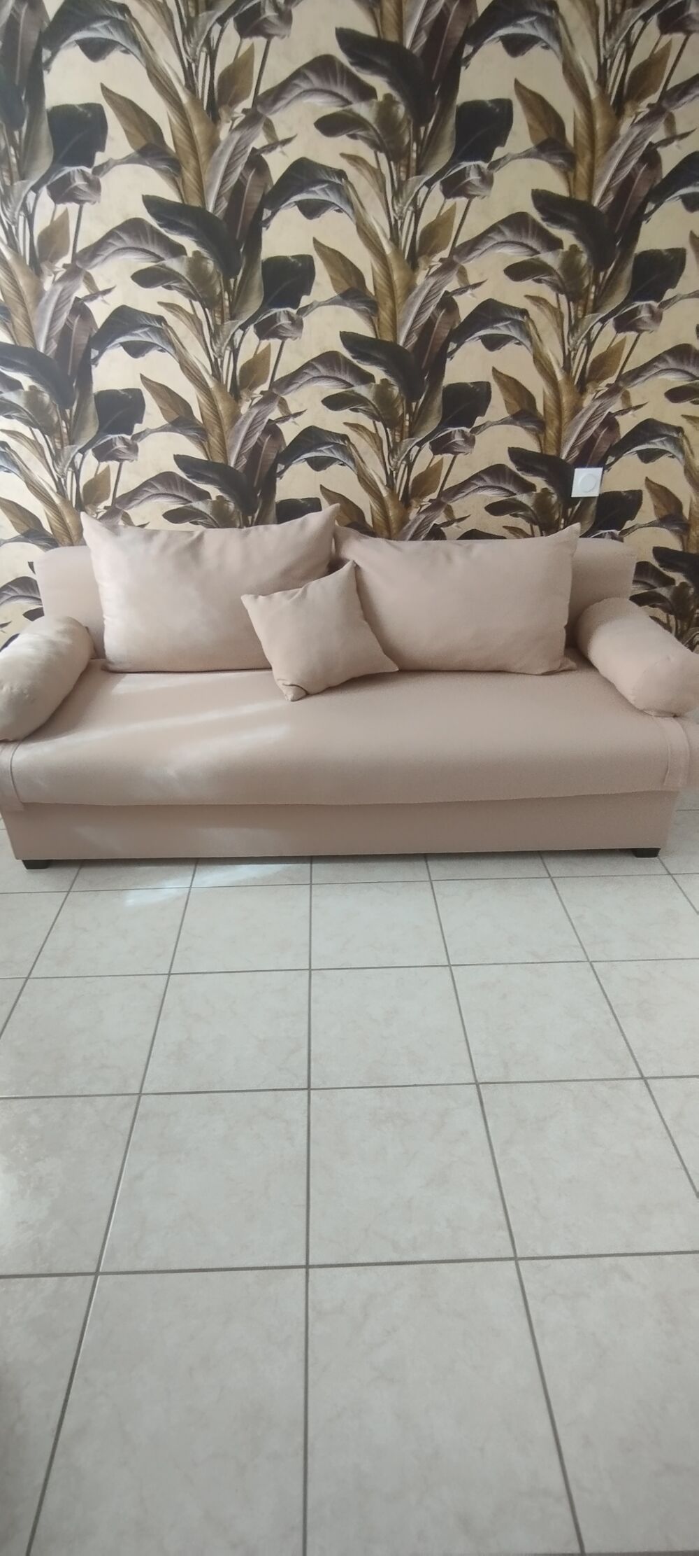 Canap&eacute; mastic structure bois convertible lit 2 places Meubles