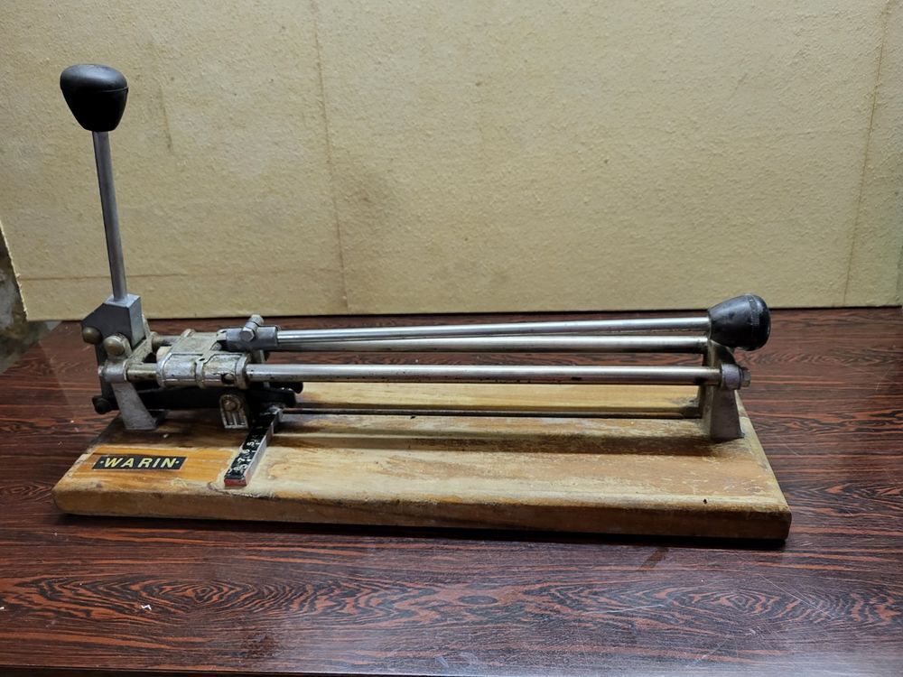 Carrelette pour couper le carrelage Bricolage