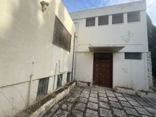  Villa à vendre 6 pièces 950 m² Menzah 1