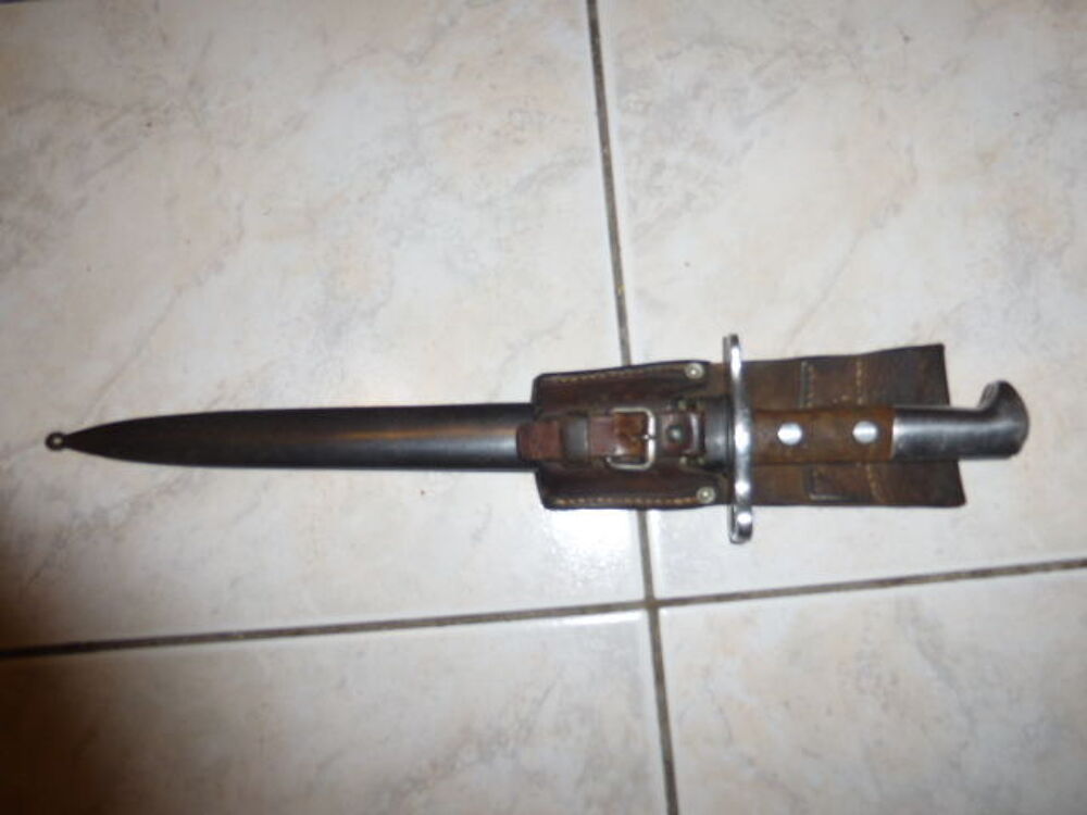 Baionnette suisse Rubin-Schmidt K31 avec gousset dat&eacute; 1944 
