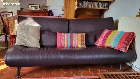 Canap� cuir 3 places dossiers relevables. Comme neuf 2000 Goincourt (60)