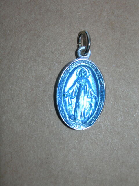 Mdaille Lourdes 3 Clarensac (30)