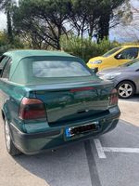 Golf Cabriolet 2.0i Carat A 2001 occasion 83310 Cogolin