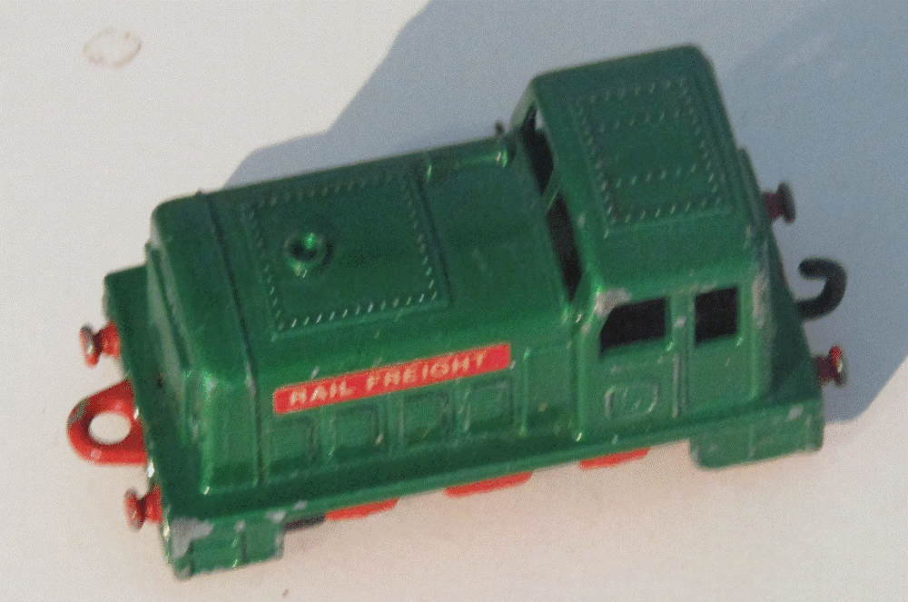Matchbox superfeast Lesney Lot 4 locomotives et 1 wagon Jeux / jouets