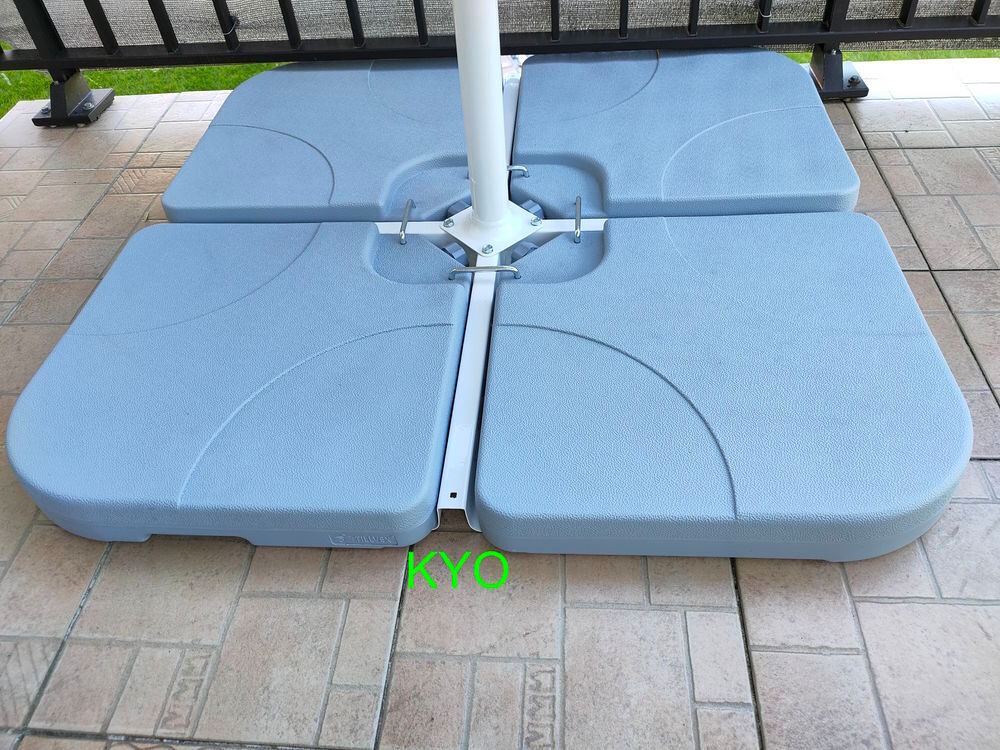 OUTSUNNY Lot Parasol d&eacute;port&eacute; rond gris 3mx2,5m avec 4 Dalles Jardin