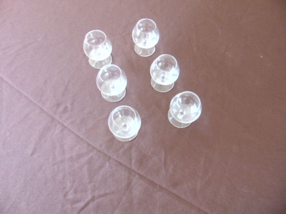 Service &agrave; Cognac en cristal de S&egrave;vres ? 6 verres + coffret Cuisine