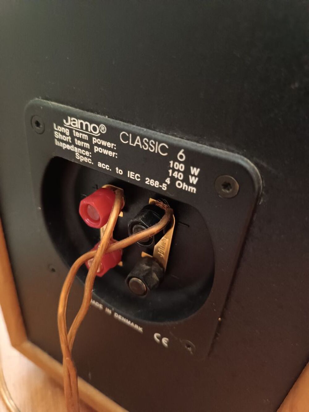 Paire d'enceintes marque Audio et hifi