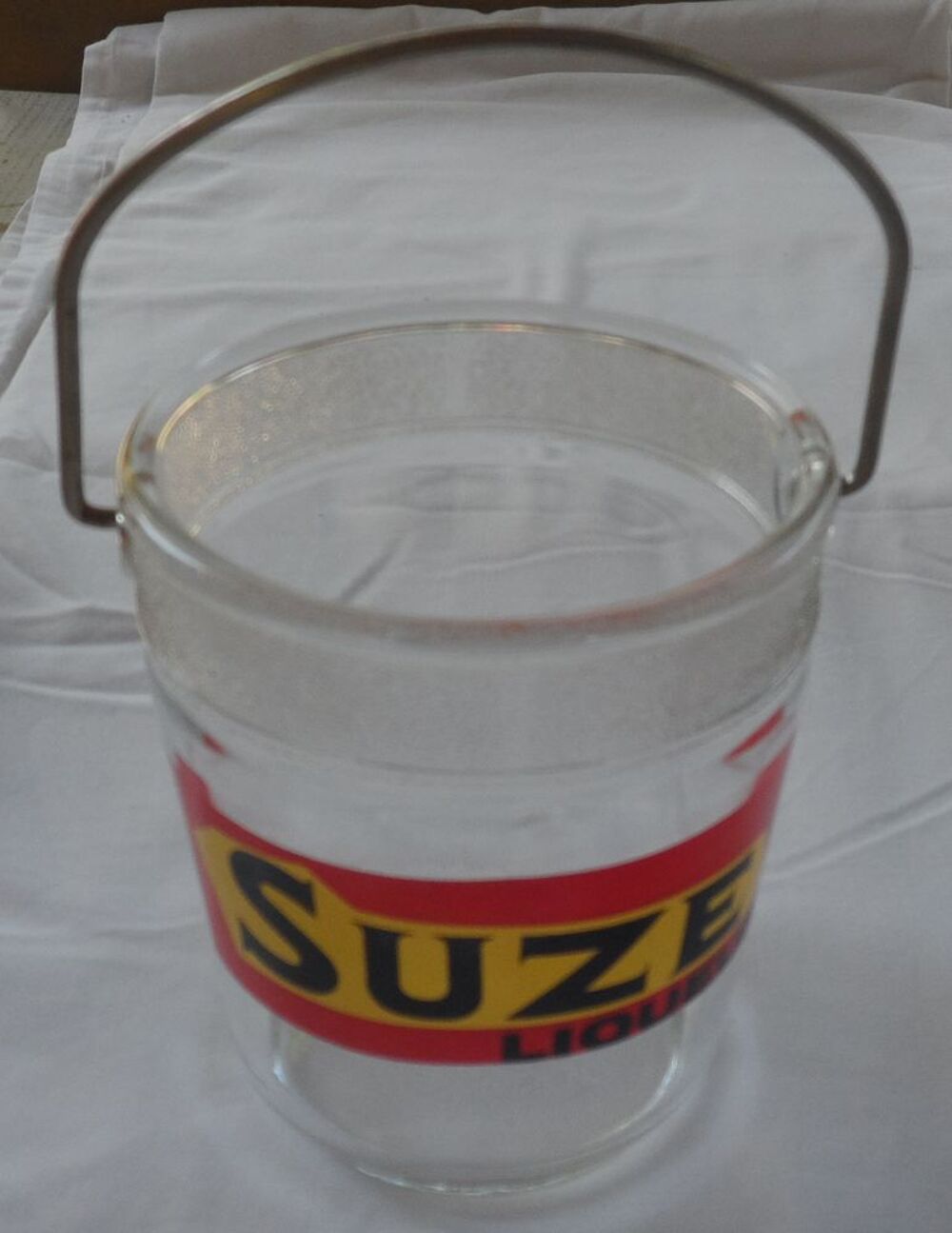 Seau &agrave; gla&ccedil;ons en verre poign&eacute;e chrom&eacute;e Suze liqueur vintage Cuisine