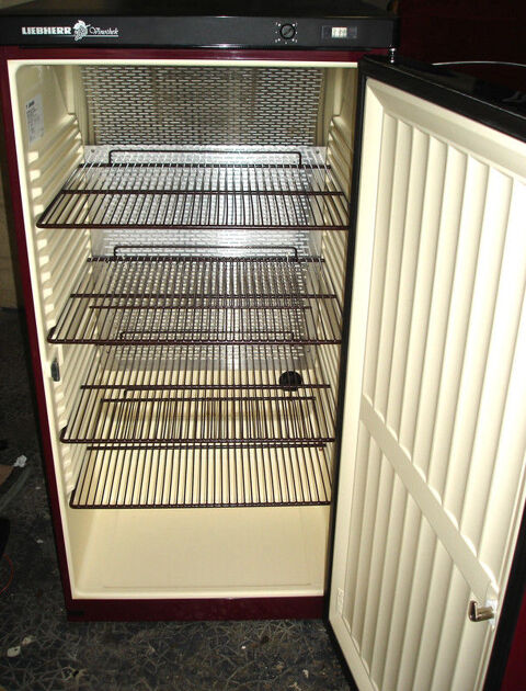 Cave a vin Liebherr Vinoteck 300 Verdun (55)